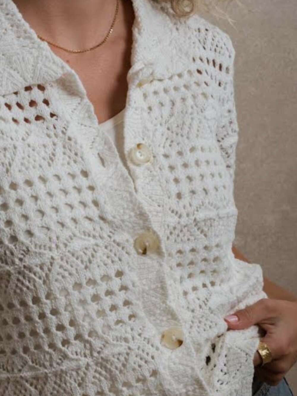 Neuflora white crochet top small